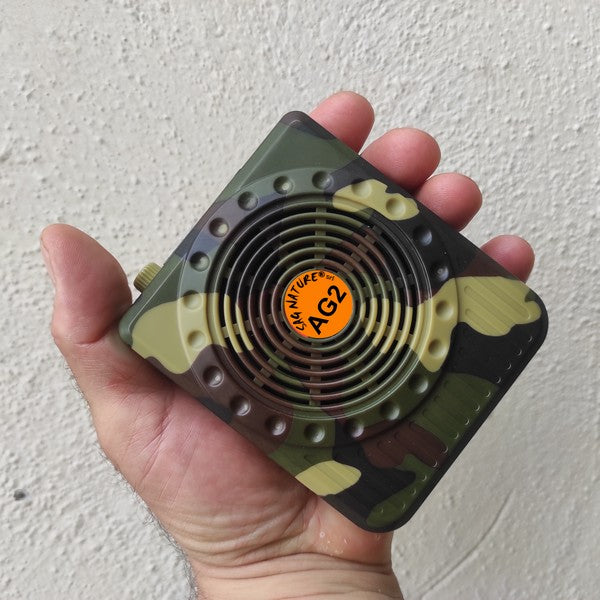 RIPRODUTTORE AMPLIFICATORE RADIO TASCABILE RICARICABILE CON TELEDOMANDO – AG2 FC