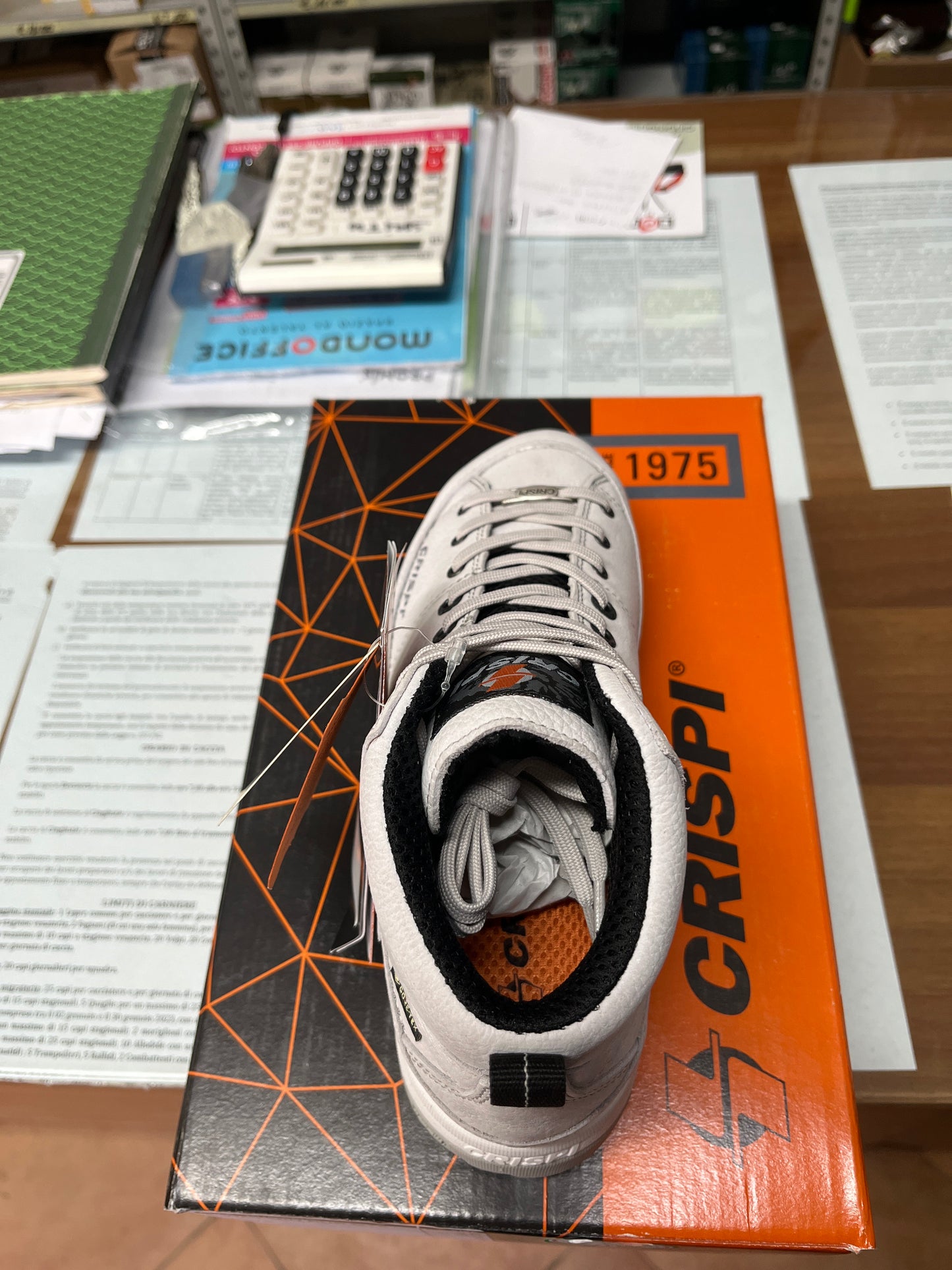 A.Way mid nub gtx white