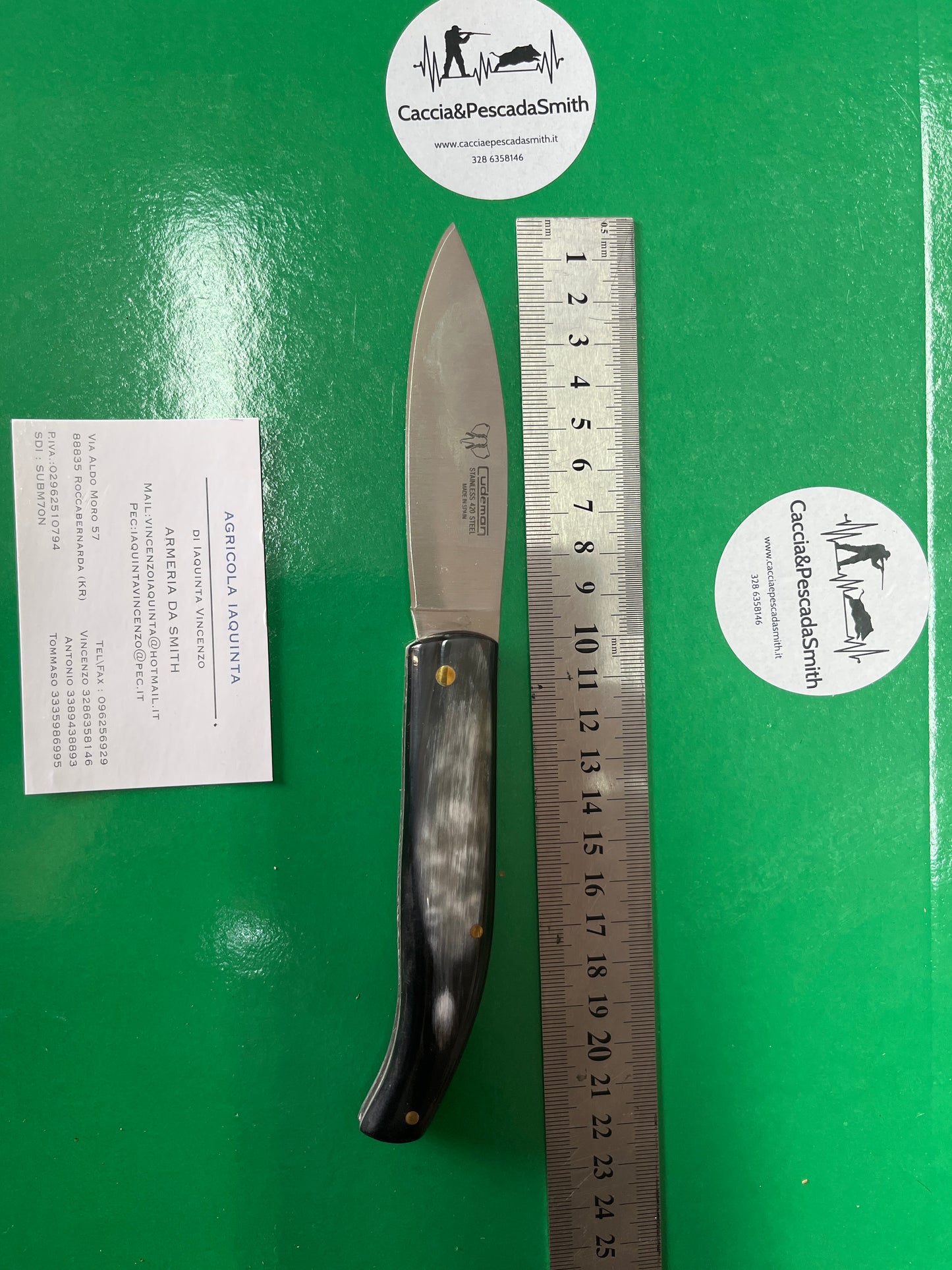 Coltello da caccia Cudeman, manico in corno di toro