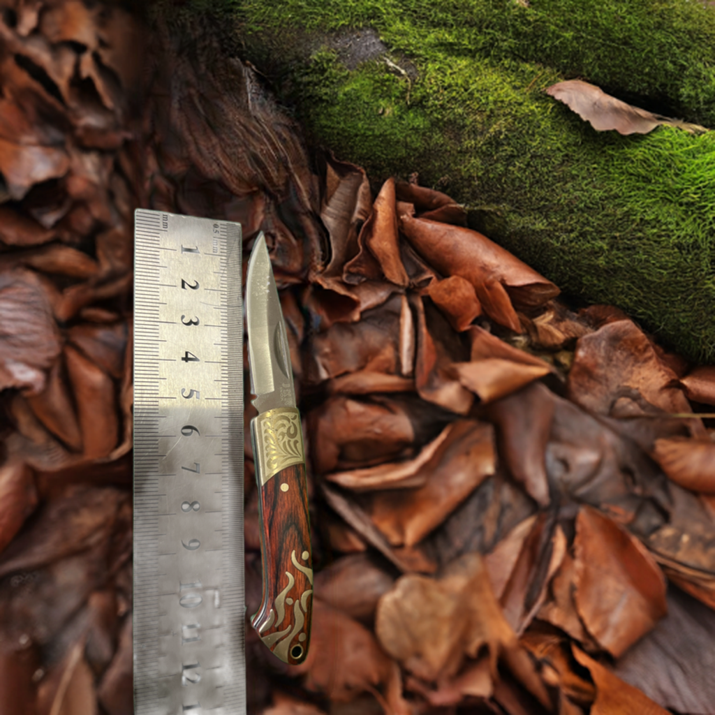 (Copia) Coltello JKR decorato